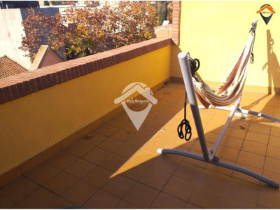 FANTASTICA CASA CON PATIO, TERRAZA Y GARAJE CA N'ORIAC-SABADELL