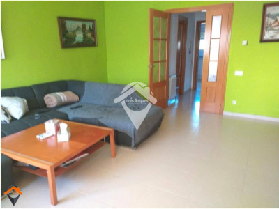 FANTASTICA CASA CON PATIO, TERRAZA Y GARAJE CA N'ORIAC-SABADELL