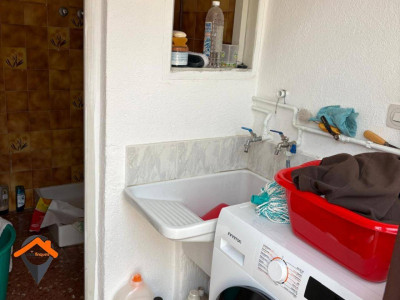 FANTASTICA CASA EN ZONA TRANQUILA CON GARAJE DE 140M2, TERRAZA 50M2 Y PATIO!!!