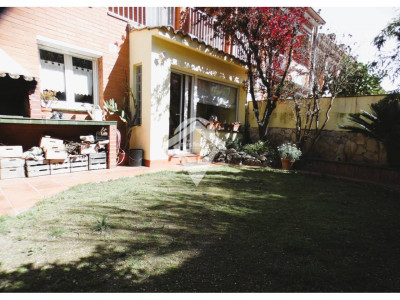 FANTASTICA CASA SANT JULIA-SABADELL