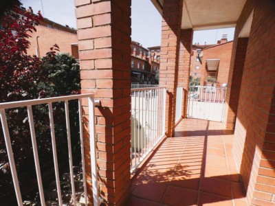 FANTASTICA CASA SANT JULIA-SABADELL