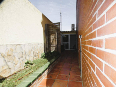 FANTASTICA CASA SANT JULIA-SABADELL