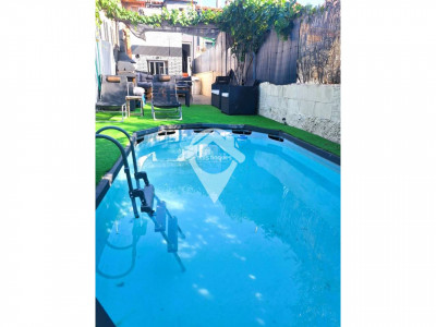 FANTASTICA CASA SOLEADA CON PISCINA Y JARDIN