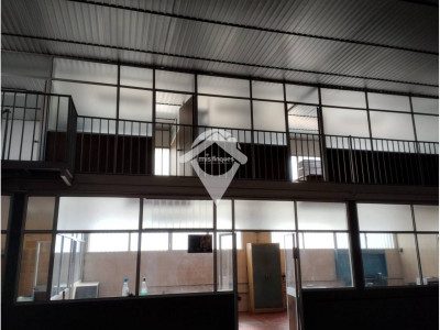 FANTASTICA NAVE CON PATIO DE 500 m2  EN ALQUILER EN SANT QUIRZE DEL VALLES