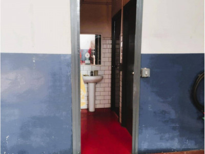 FANTASTICA NAVE CON PATIO DE 500 M2 EN ALQUILER EN SANT QUIRZE DEL VALLES