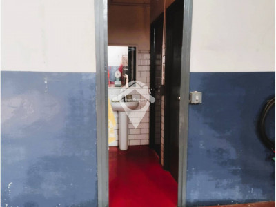 FANTASTICA NAVE CON PATIO DE 500 m2  EN ALQUILER EN SANT QUIRZE DEL VALLES