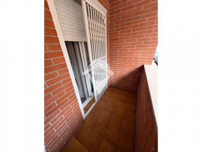 FANTASTICA PLANTA BAJA CON JARDIN EN MAS DURAN