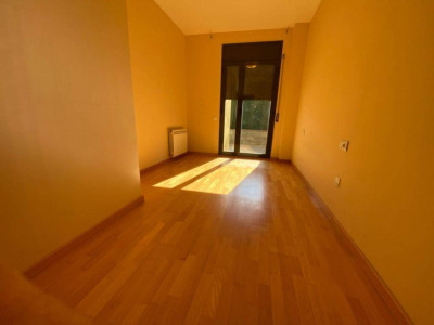 FANTASTICA PLANTA BAJA CON PATIO CAN RULL-SABADELL