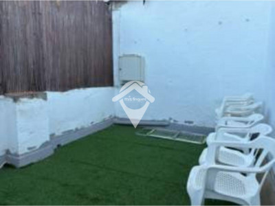 FANTASTICA PLANTA BAJA ENTRADA INDEPENDIENTE CON PATIO Y TERRAZA