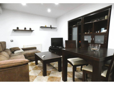 FANTASTICA PLANTA BAJA REFORMADA CON PATIO Y TERRAZA CENTRO SANT QUIRZE