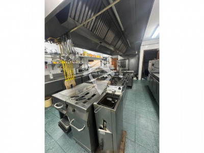 FANTASTICO BAR RESTAURANTE EN TRASPASO POLIGONO SANTIGA-PINETONS-RIPOLLET