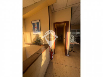 FANTASTICO BAR RESTAURANTE EN TRASPASO POLIGONO SANTIGA-PINETONS-RIPOLLET