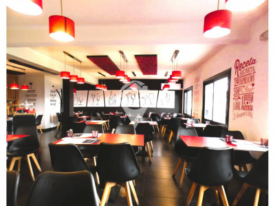 FANTASTICO BAR RESTAURANTE EN VENTA