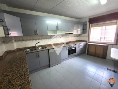 FANTASTICO PISO 4 HABITACIONS ALMOGAVERS-SABADELL