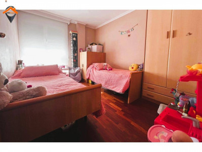 FANTASTICO PISO CON PARKING Y TRASTERO CAN LLONG-SABADELL
