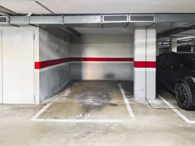 FANTASTICO PISO CON TERRAZA CON ZONA COMUNITARIA Y PISCINA