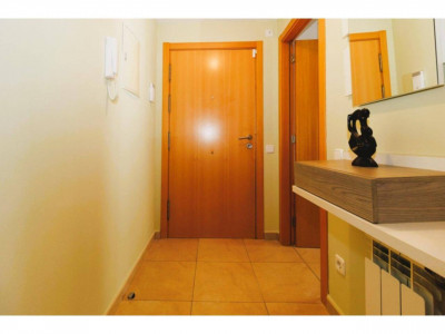FANTASTICO PISO CON TERRAZA CON ZONA COMUNITARIA Y PISCINA