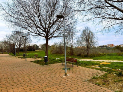 FANTASTICO PISO CON TERRAZA CON ZONA COMUNITARIA Y PISCINA