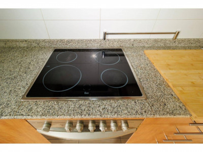 FANTASTICO PISO CON TERRAZA CON ZONA COMUNITARIA Y PISCINA