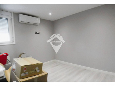 FANTASTICO PISO REFORMADO A ESTRENAR EN BADIA DEL VALLES