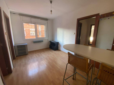 FANTASTICO PISO REFORMADO LISTO ENTRAR A VIVIR