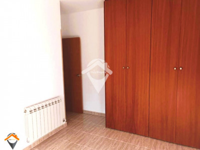 FANTASTICO PISO REFORMADO, SOLEADO, CON BALCON, ASCENSOR, PARQUING Y TRASTERO