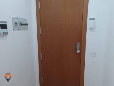 FANTASTICO PISO REFORMADO Y MUY SOLEADO CON BALCÓN, ASCENSOR, PARKING Y TRASTERO