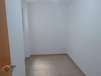 FANTASTICO PISO REFORMADO Y MUY SOLEADO CON BALCÓN, ASCENSOR, PARKING Y TRASTERO