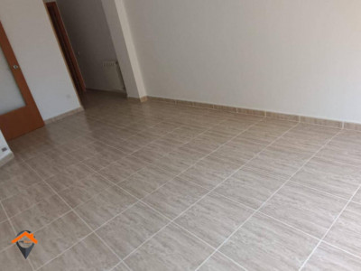 FANTASTICO PISO REFORMADO Y MUY SOLEADO CON BALCÓN, ASCENSOR, PARKING Y TRASTERO