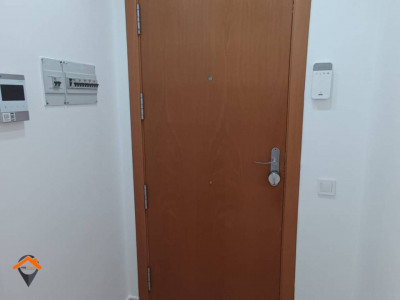 FANTASTICO PISO REFORMADO Y MUY SOLEADO CON BALCÓN, ASCENSOR, PARKING Y TRASTERO