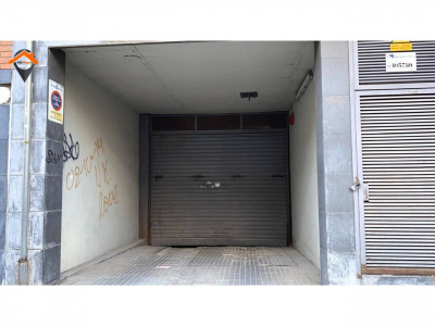 FANTASTICO Y ACOGEDOR PISO EN CALLE GENERAL MORAGUES-TERRASSA