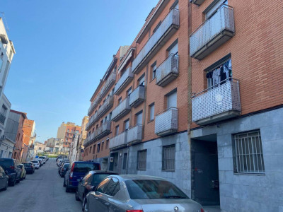 FANTASTICO Y ACOGEDOR PISO EN CALLE GENERAL MORAGUES-TERRASSA