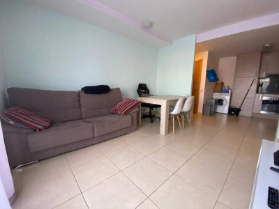 FANTASTICO Y ACOGEDOR PISO EN CALLE GENERAL MORAGUES-TERRASSA