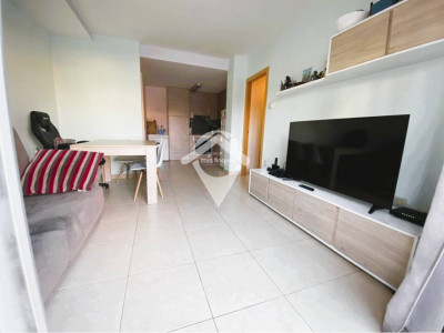 FANTASTICO Y ACOGEDOR PISO EN CALLE GENERAL MORAGUES-TERRASSA