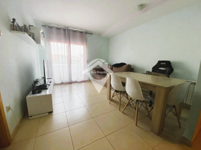 FANTASTICO Y ACOGEDOR PISO EN CALLE GENERAL MORAGUES-TERRASSA