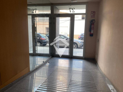 FANTASTICO Y ACOGEDOR PISO EN CALLE GENERAL MORAGUES-TERRASSA