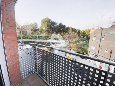 FANTASTICO Y ACOGEDOR PISO EN CALLE GENERAL MORAGUES-TERRASSA