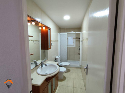 GRAN OPORTUNIDAD, PISO DE 3 HABITACIONES, 1 BAÑO Y CON BALCON EN SABADELL!!!