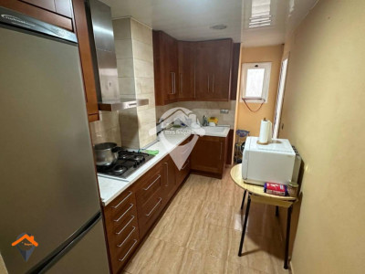 GRAN PISO 4 HABITACIONES CON AMPLIO BALCON Y ASCENSOR¡¡¡