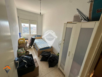 GRAN PISO 4 HABITACIONES CON AMPLIO BALCON Y ASCENSOR¡¡¡