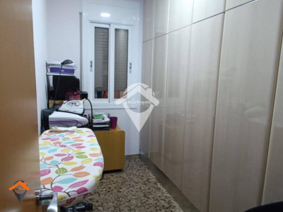 GRAN PISO 4 HABITACIONES CON BALCON JUNTO AVDA MATADEPERA-SABADELL