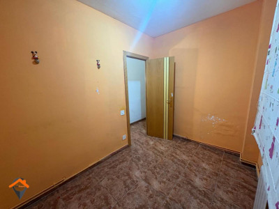 GRAN PISO EN AVENIDA MATADEPERA, CON BALCON, ASCENSOR Y TRASTERO!!