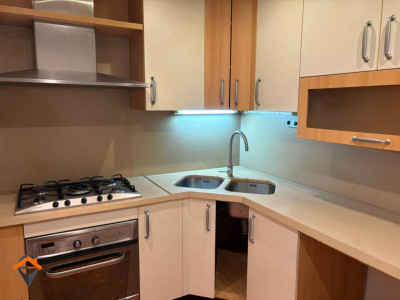 GRAN PISO EN AVENIDA MATADEPERA, CON BALCON, ASCENSOR Y TRASTERO!!