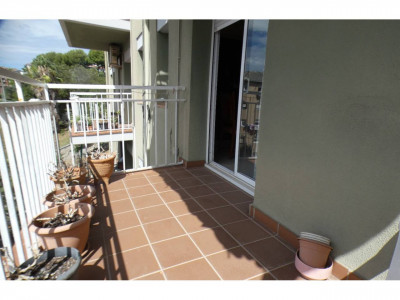 GRAN PISO EN VENTA CAN PALET-TERRASSA