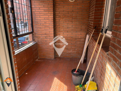 GRAN PISO REFORMADO A ESTRENAR CON BALCON