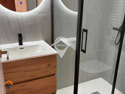 GRAN PISO REFORMADO A ESTRENAR CON BALCON