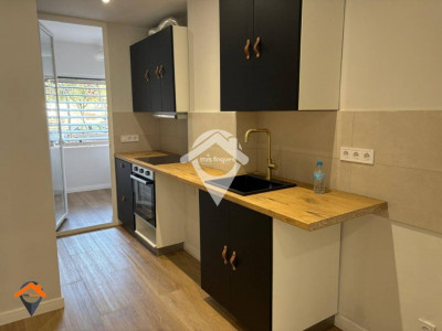 GRAN PISO REFORMADO A ESTRENAR CON BALCON