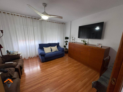 GRAN PISO REFORMADO EN EL CENTRO DE POLINYA CON 3 HABITACIONES (ANTES 4) CON PARKING Y TRASTERO!!!!