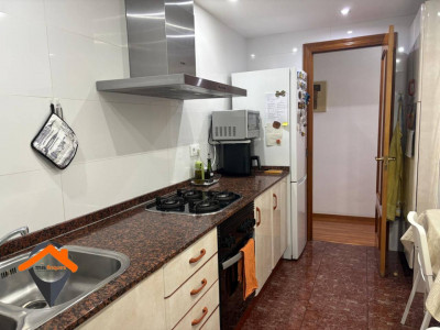 GRAN PISO REFORMADO EN EL CENTRO DE POLINYA CON 3 HABITACIONES (ANTES 4) CON PARKING Y TRASTERO!!!!