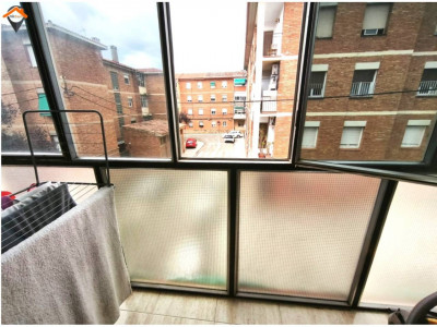 HABITACIÓN DOBLE EXTERIOR JUNTO A RENFE SUD